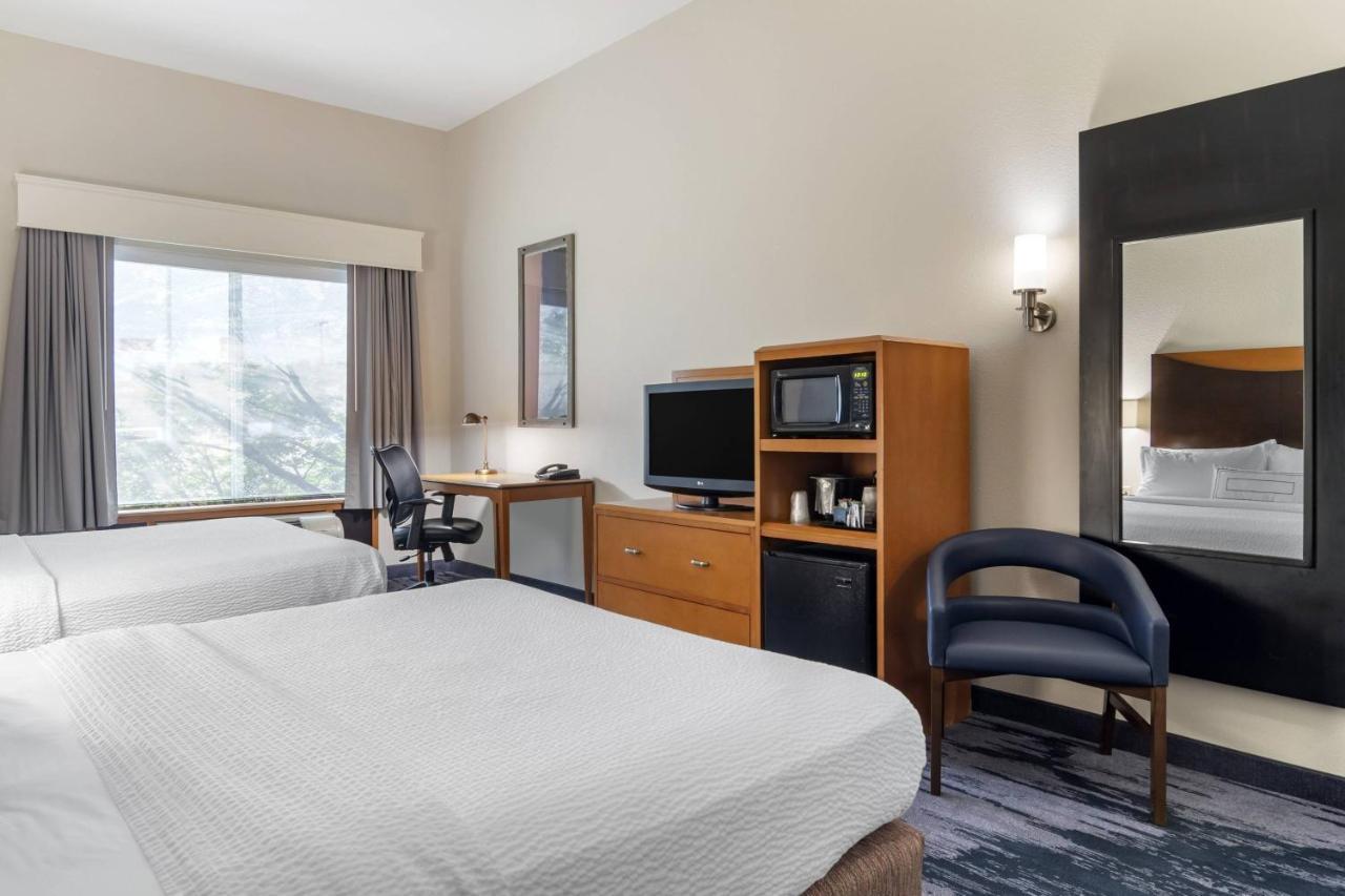 Fairfield Inn & Suites By Marriott Commerce Esterno foto