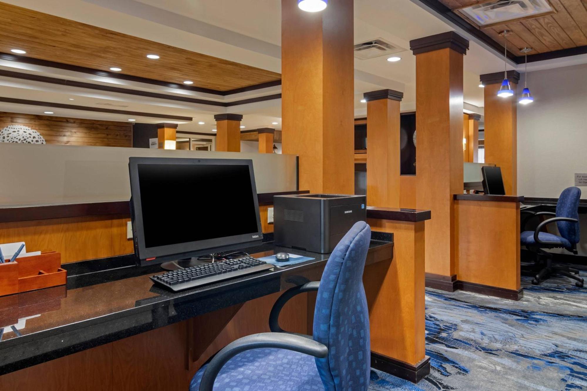 Fairfield Inn & Suites By Marriott Commerce Esterno foto
