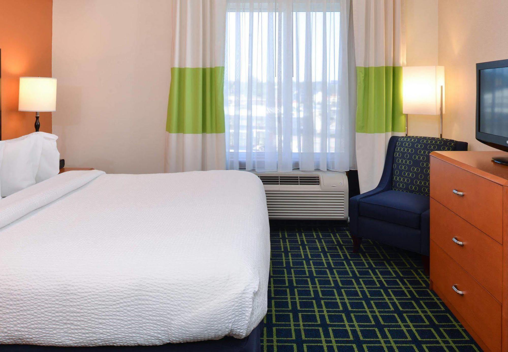 Fairfield Inn & Suites By Marriott Commerce Esterno foto